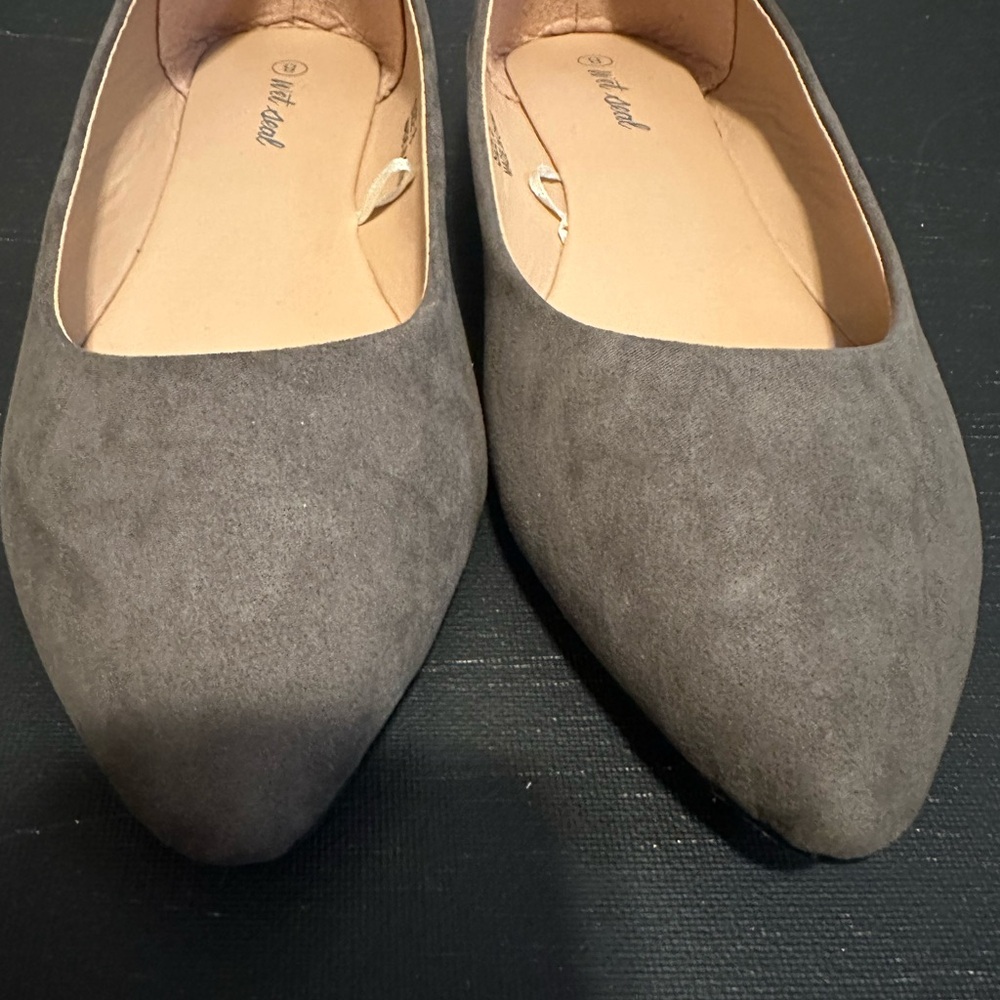 Wet Seal Charcoal Gray Flats